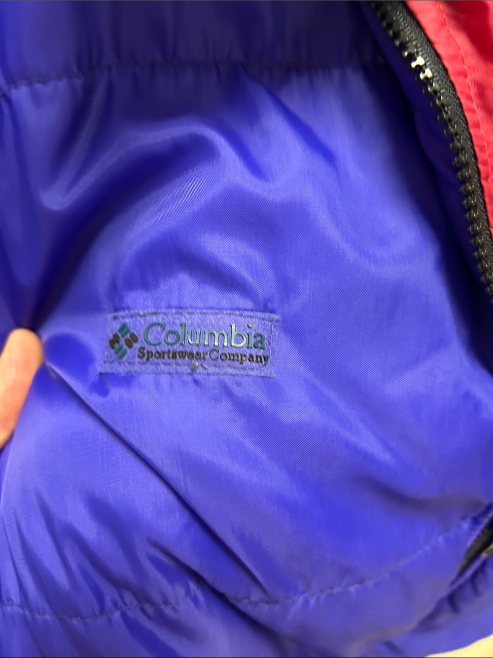 Columbia Men's reversible, purple Puffer Jacket which changes to red / black image 2
